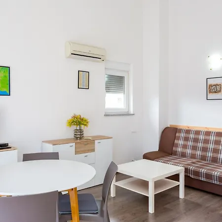 Apartment Loren - Mali - Second Floor Medulin