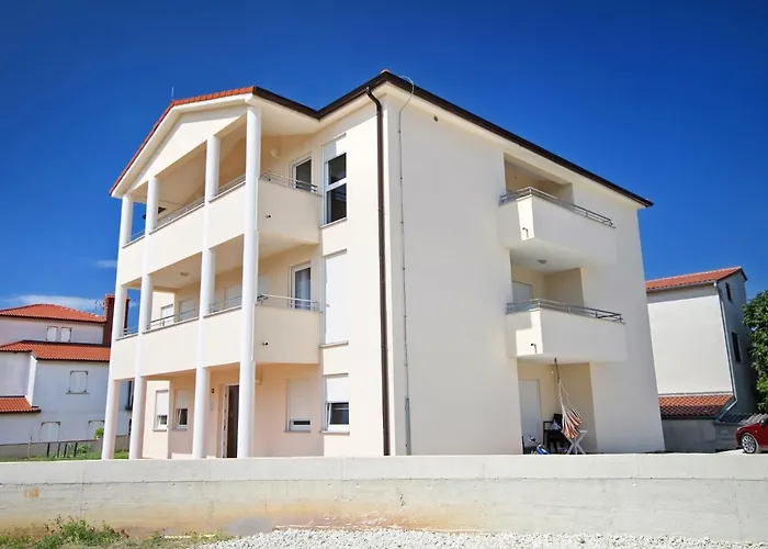 Loren - Mali - Second Floor *