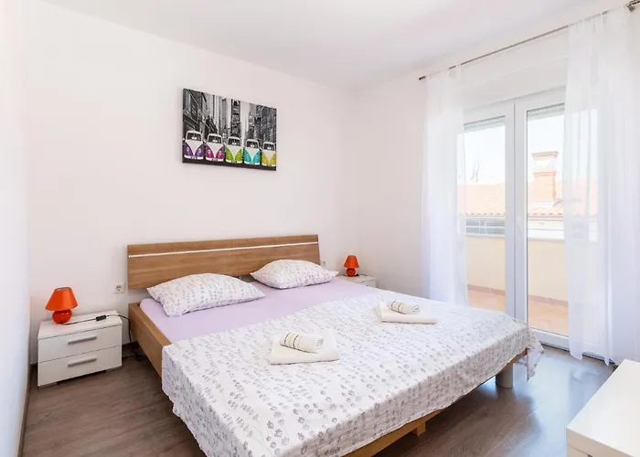 아파트 Loren - Mali - Second Floor 메덜린